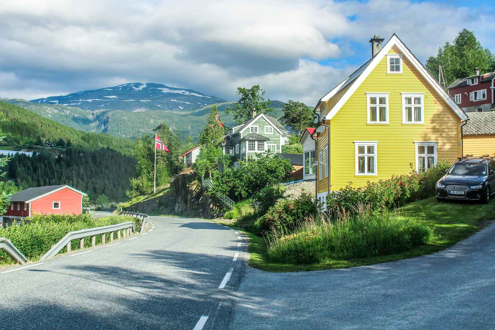 Bergen to Hardangerfjord
