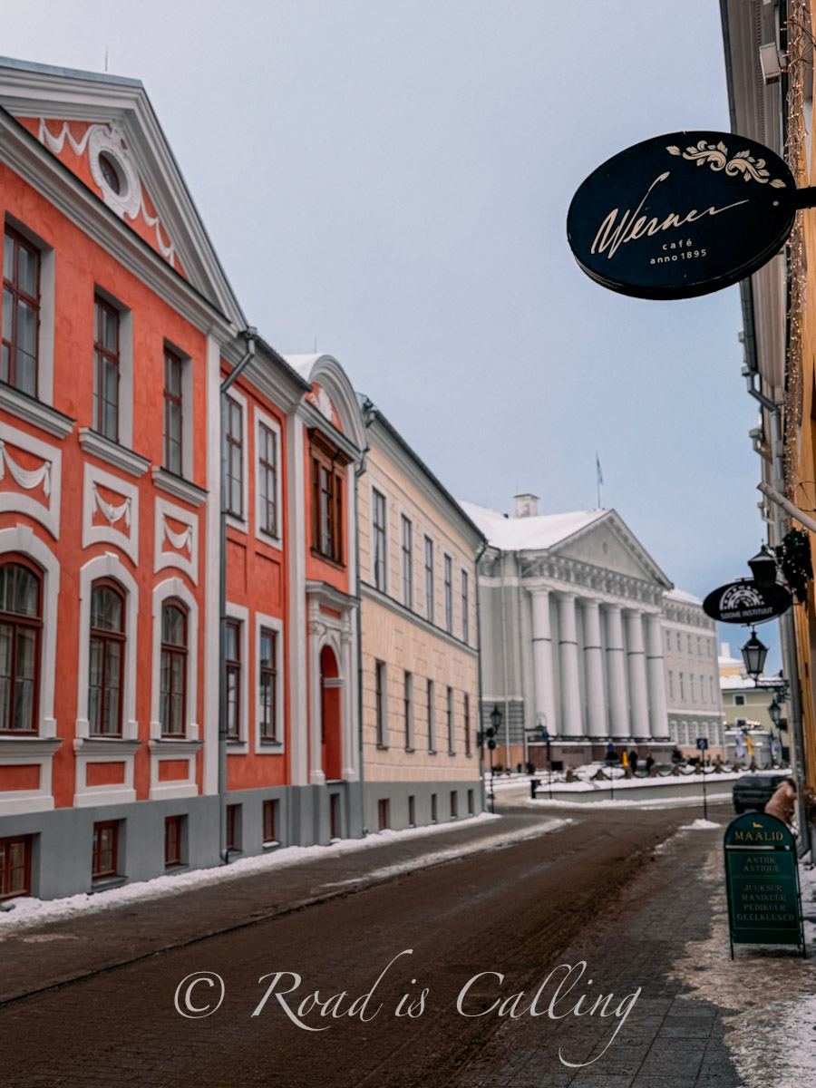 Ulikooli street leading to the main building of the University of Tartu in winter