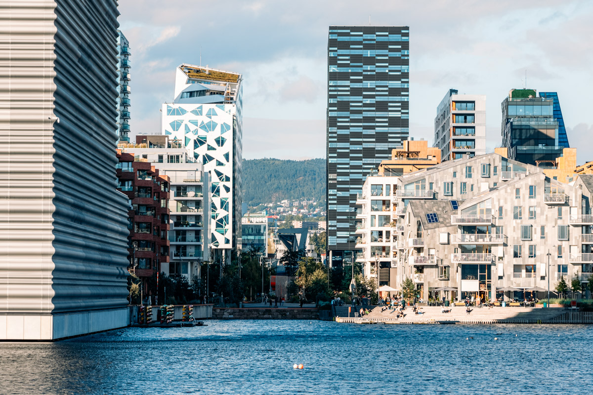 view of Bjorvika neighborhood in Oslo with modern buildings