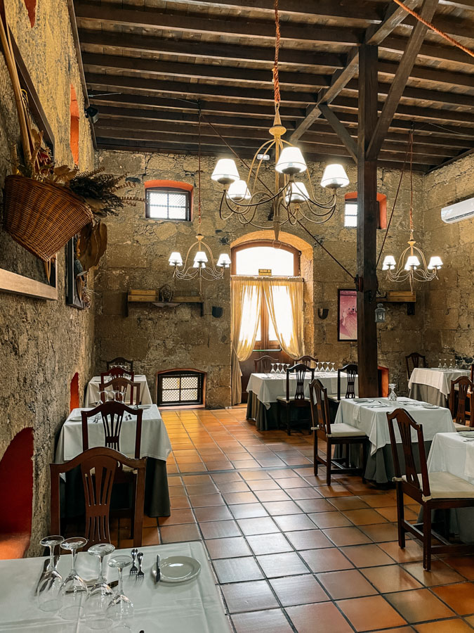 rustic-style restaurant Guimar