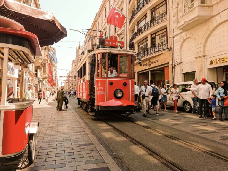 Istiklal Avenue in Istanbul – Guide to the Most Famous Istanbul Street
