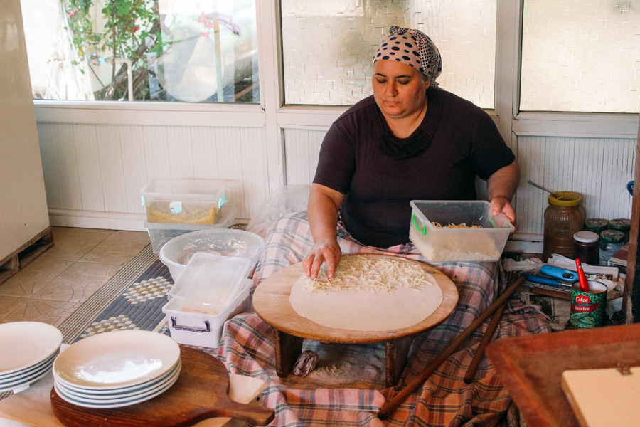 Turkish woman making gozleme