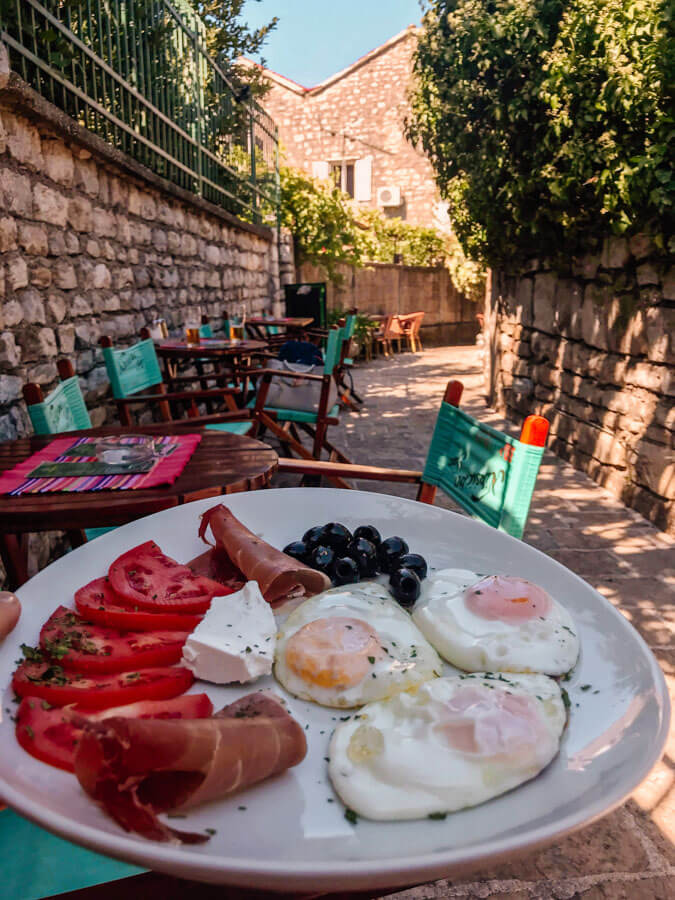 breakfast in Budva