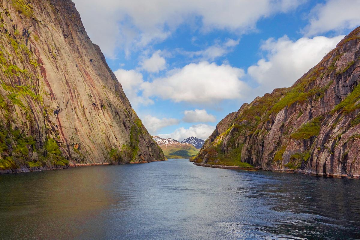 entering Trollfjord