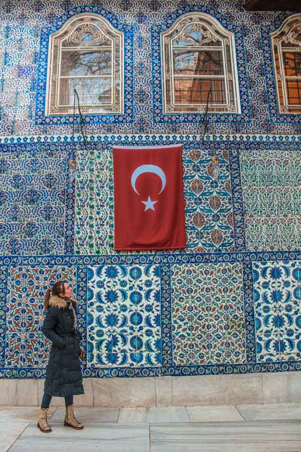 Do you possibly think to visit Istanbul? You definitely should! See this post about the best places to visit in Istanbul and get inspired, there is so much to do and see in this beautiful city! #istanbultravel #bestofistanbul #bestofturkey #bestplacesinistanbul