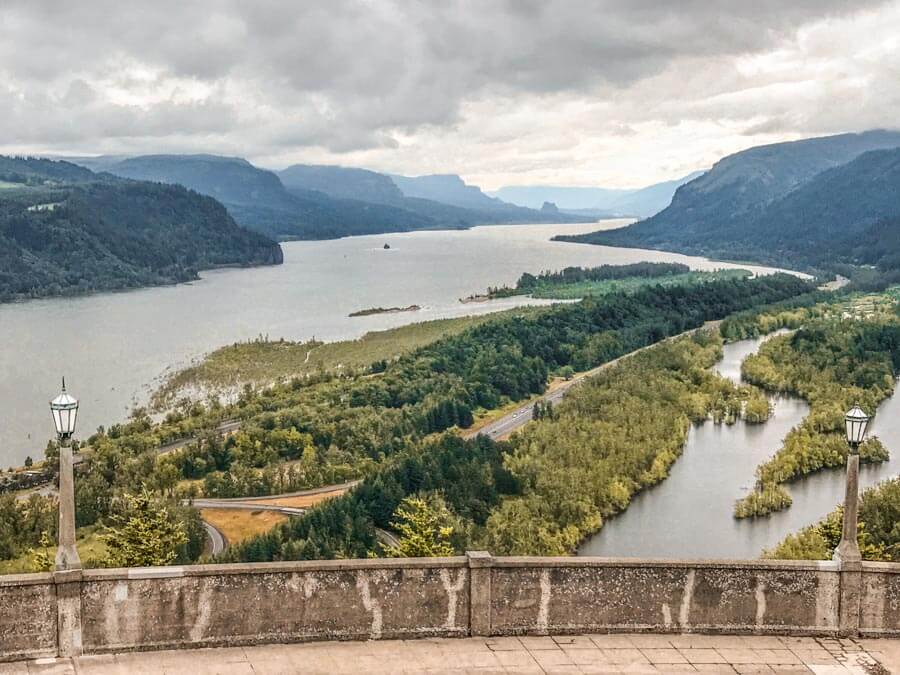 viewpoint on Vista House at Crown Point