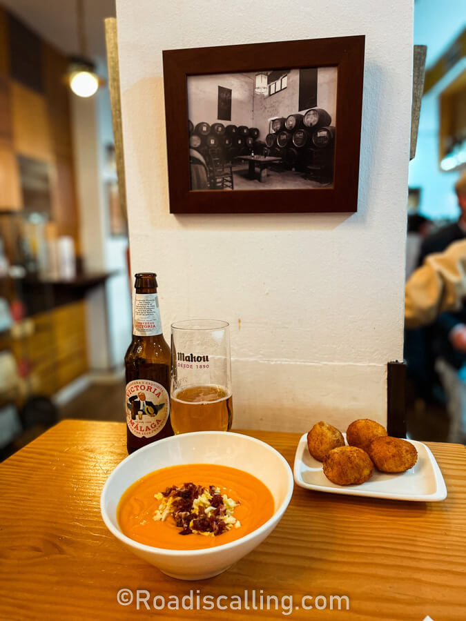 Salmorejo and croquets