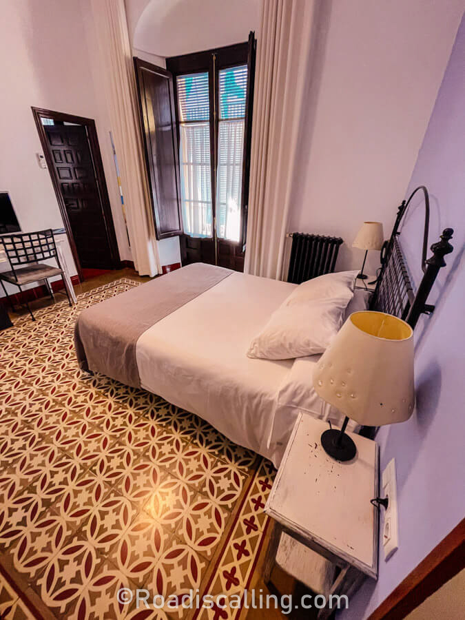 Room in Andalusia colonial home