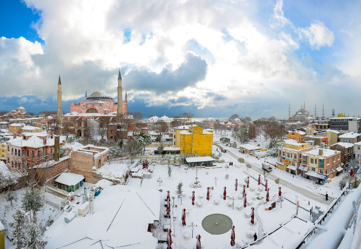 snow in Istanbul