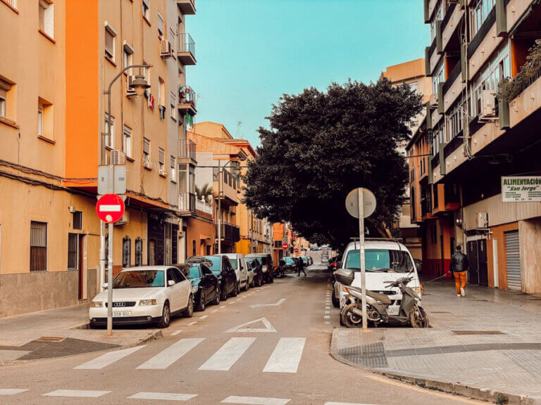 Brief Guide to Renting a Car in Valencia – 11 Main Things to Know